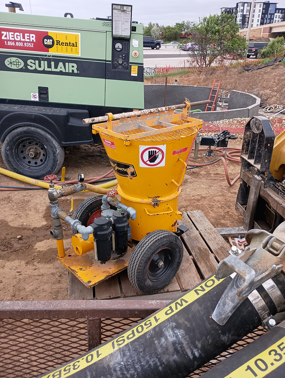 used REED Concrete Pump