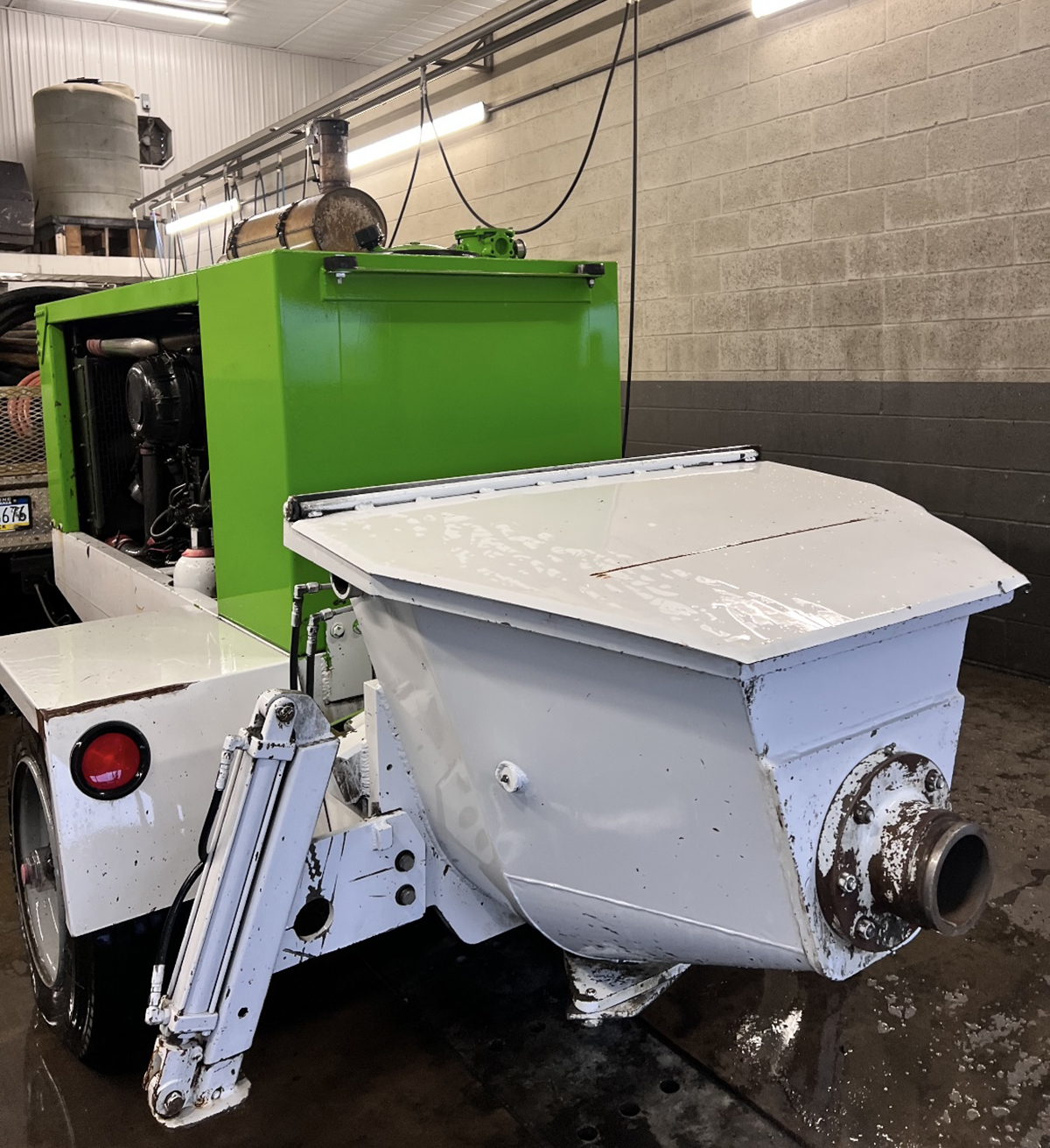 used REED Concrete Pump
