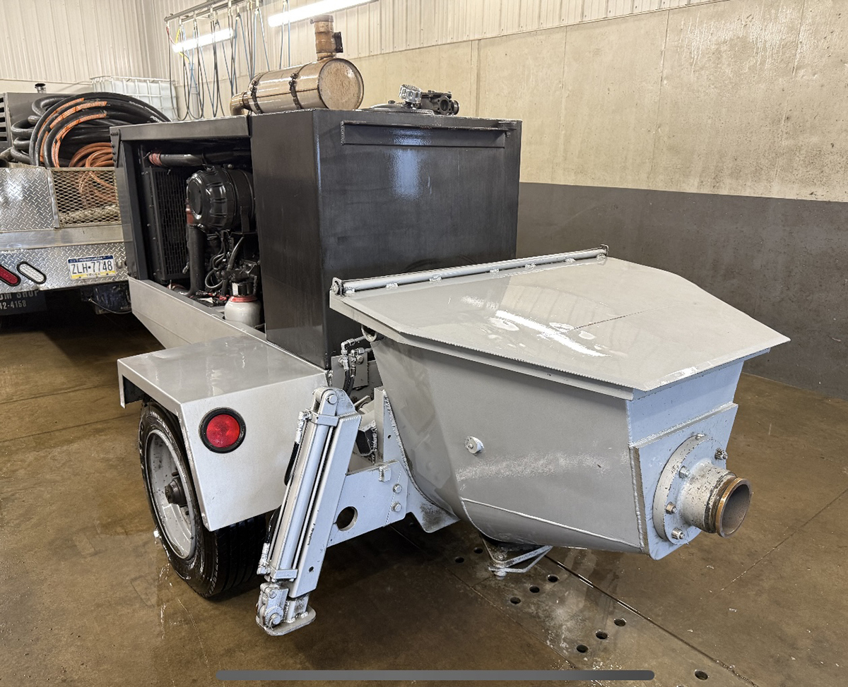 used REED Concrete Pump