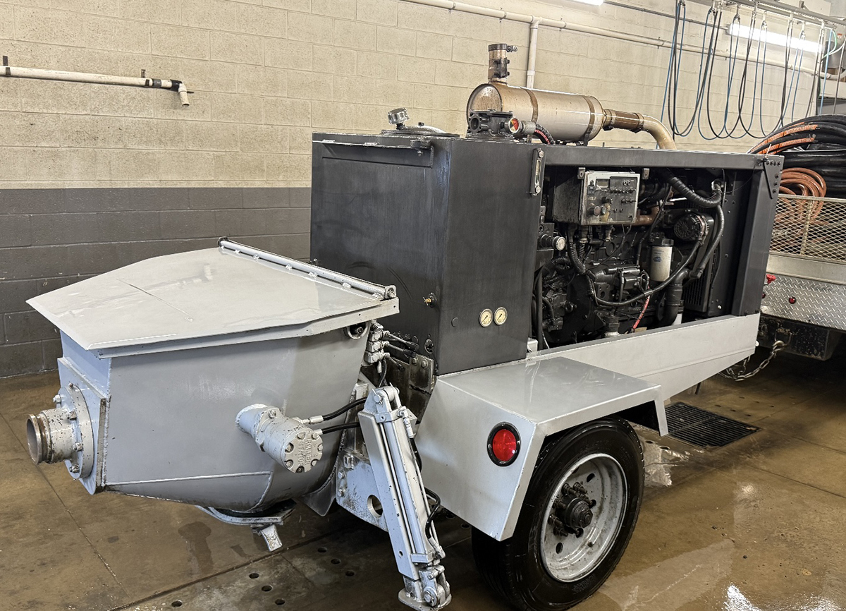 used REED Concrete Pump