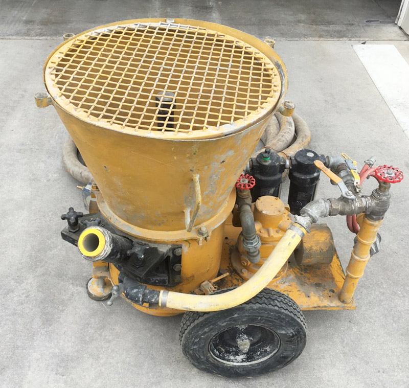 used REED Concrete Pump