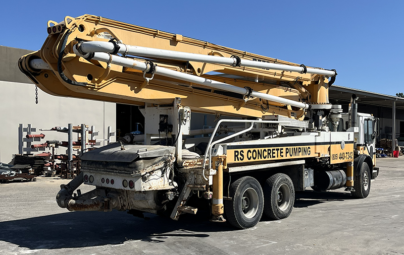 used REED Concrete Pump