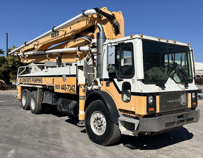 used REED Concrete Pump